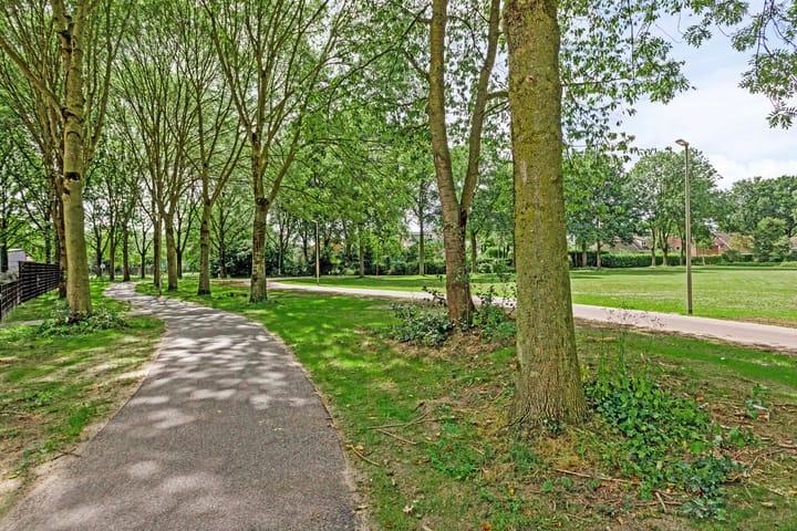 Foto 38 van Basaltstraat 38