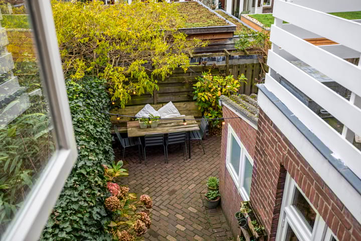 Foto 25 van Alexander Numankade 223