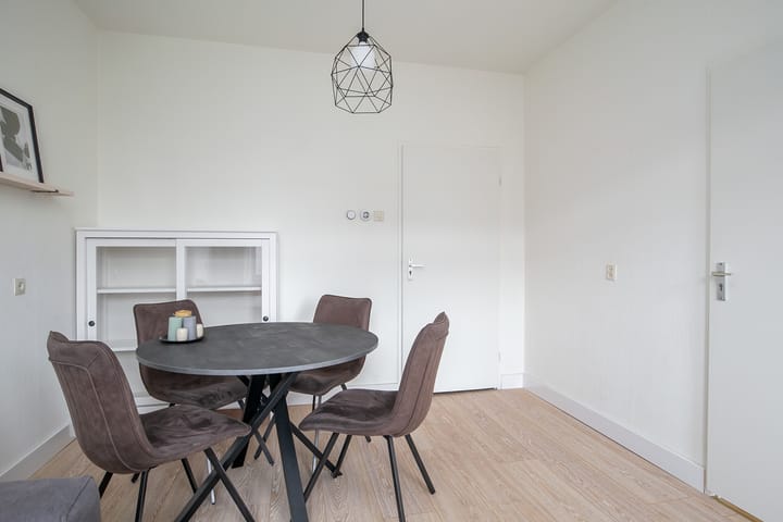 Foto 6 van Beukenplein 10-1