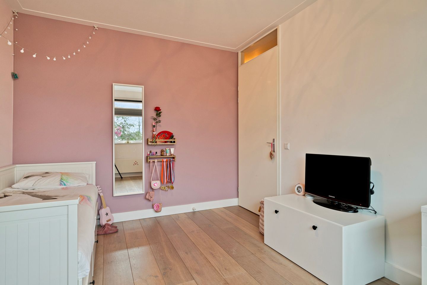 Photo 19 of Johanna van Woudelaan 38