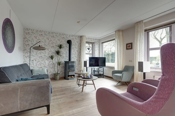 Foto 6 van Kristalstoep 70