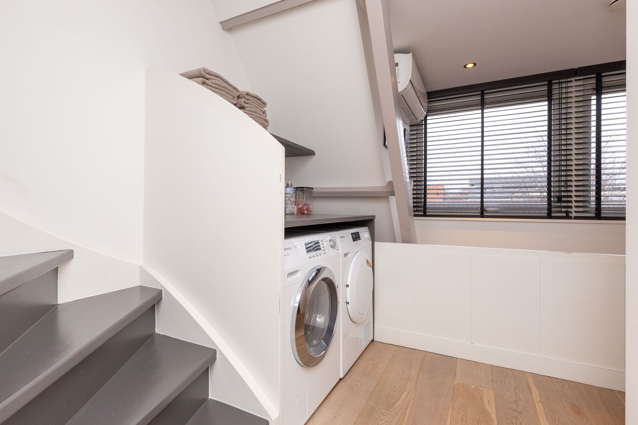 Foto 27 van Schoutenstraat 80