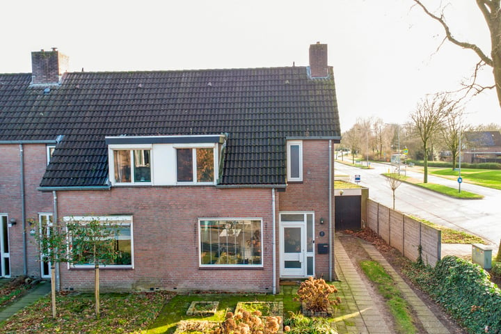 Bekijk foto 43 van Schout de Wagenerstraat 13