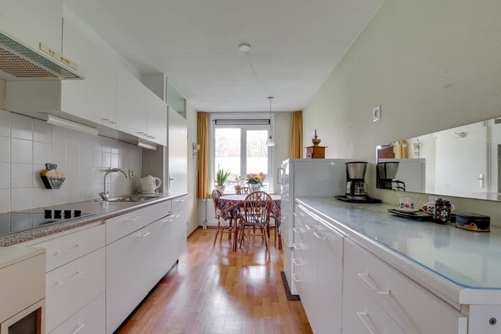 Foto 9 van Leidseweg 142