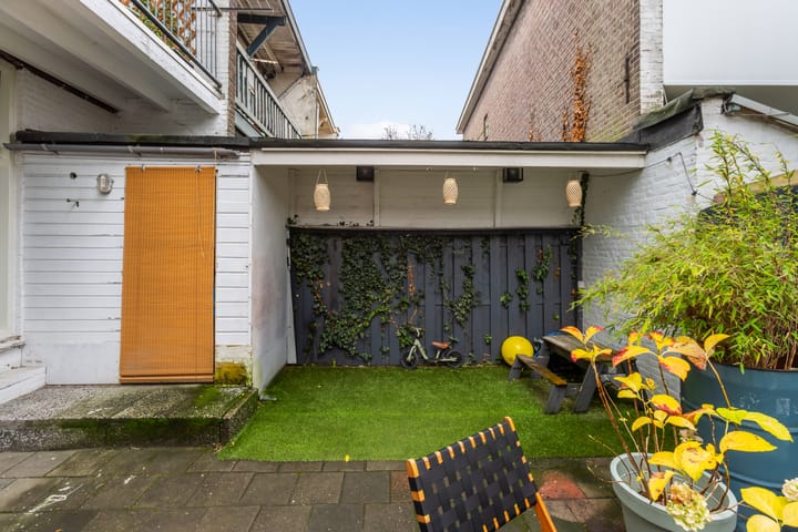 Foto 21 van Brederodestraat 15