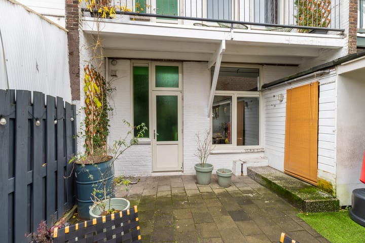 Foto 22 van Brederodestraat 15