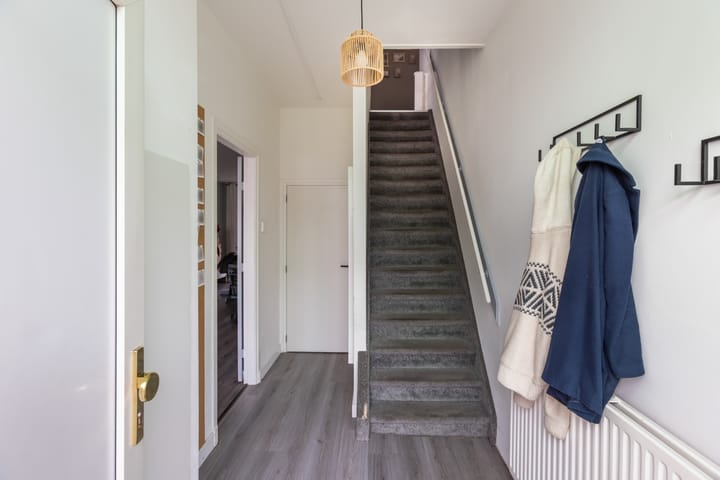 Foto 24 van Brederodestraat 15