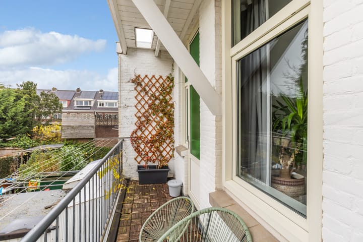 Foto 29 van Brederodestraat 15