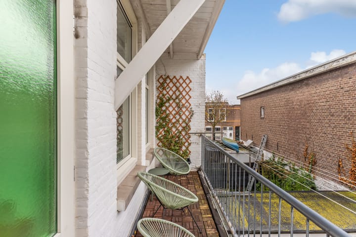 Foto 30 van Brederodestraat 15