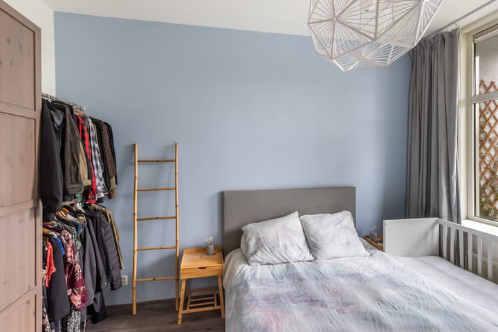 Foto 32 van Brederodestraat 15