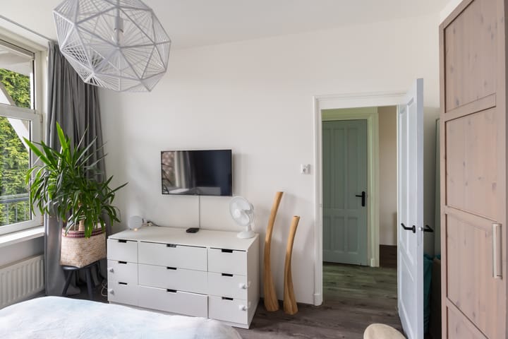 Foto 34 van Brederodestraat 15