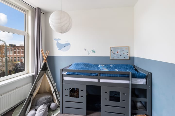 Foto 38 van Brederodestraat 15