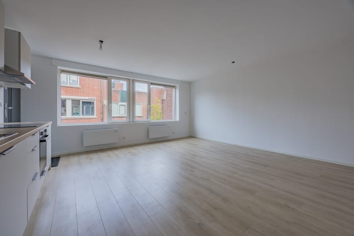 Foto 3 van Botter 14-A