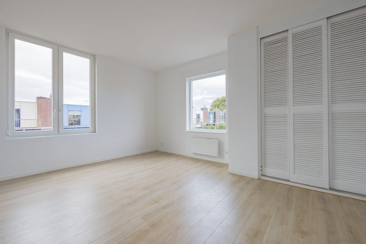 Foto 12 van Botter 14-A