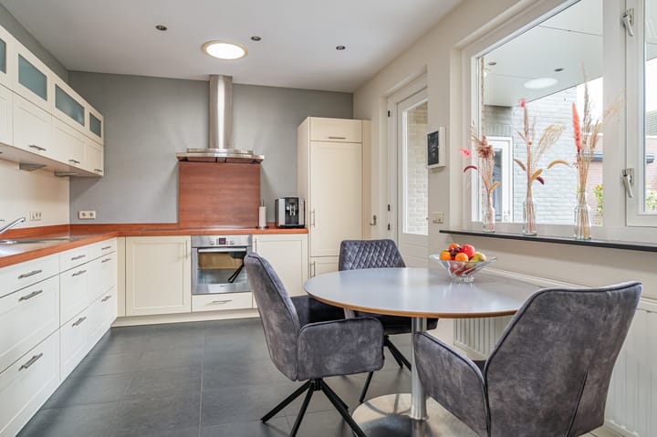 Foto 3 van Anjerlaan 32