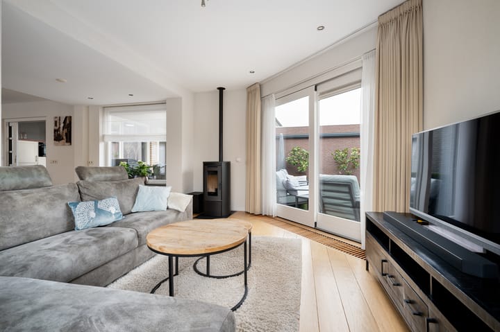 Foto 9 van Anjerlaan 32