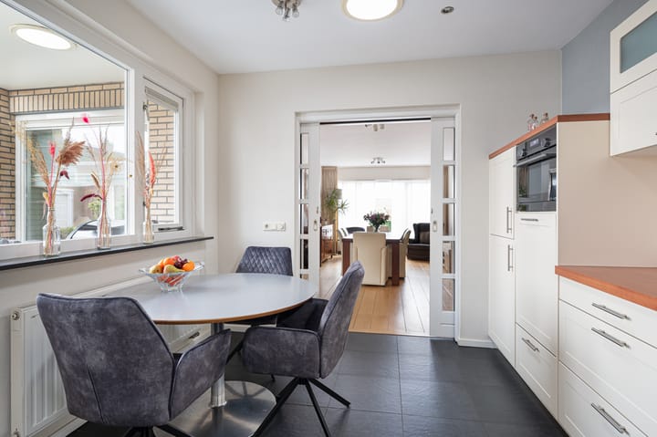 Foto 15 van Anjerlaan 32