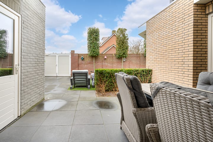 Foto 28 van Anjerlaan 32