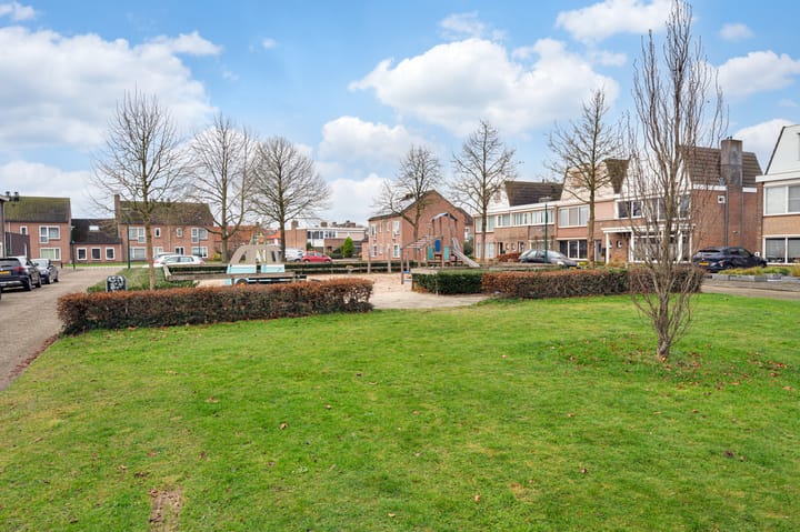 Foto 33 van Anjerlaan 32