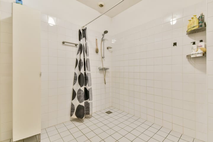 Photo 10 of Julius Pergerstraat 144