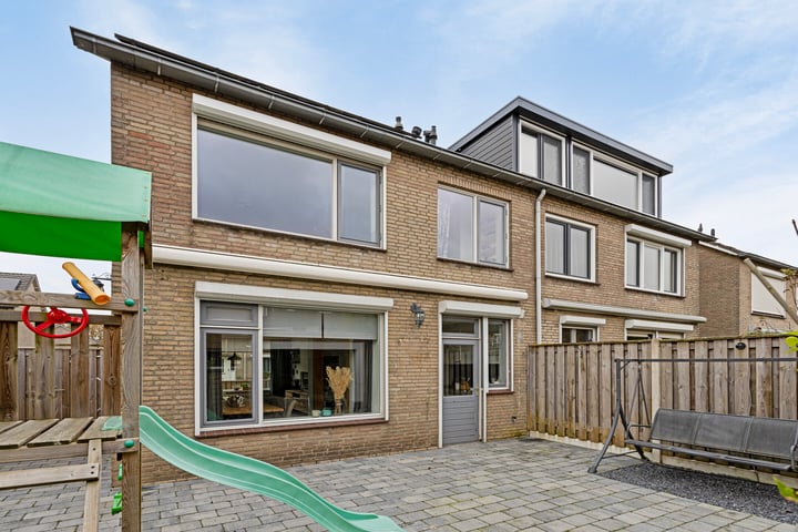 View photo 31 of Zwaardvisstraat 11