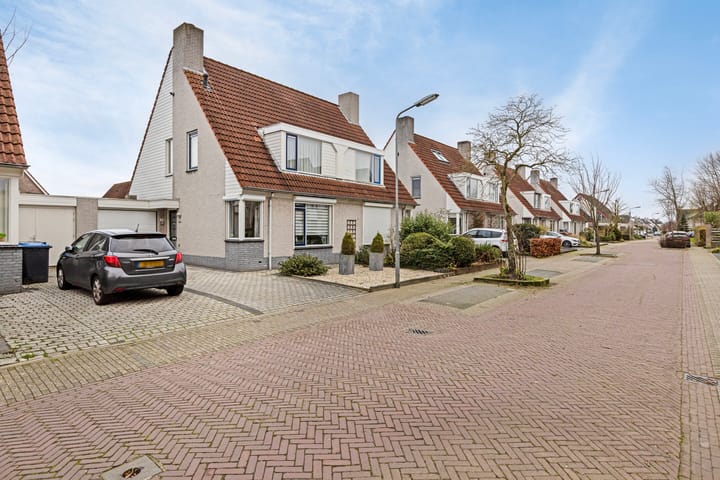 Foto 3 van H Roland Holstlaan 14