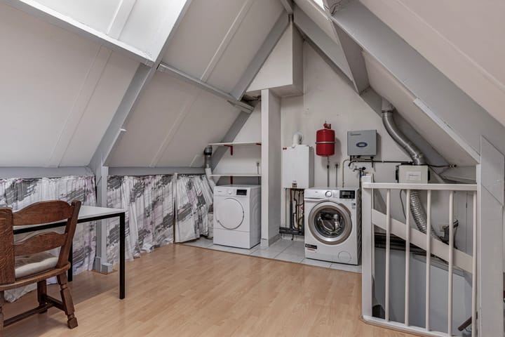 Foto 32 van H Roland Holstlaan 14