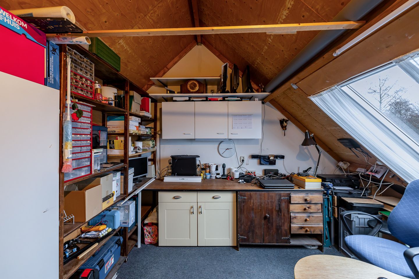 Photo 35 of Tegenhouder 19