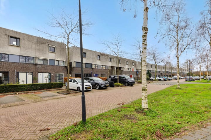 Foto 23 van Berenklauw 180