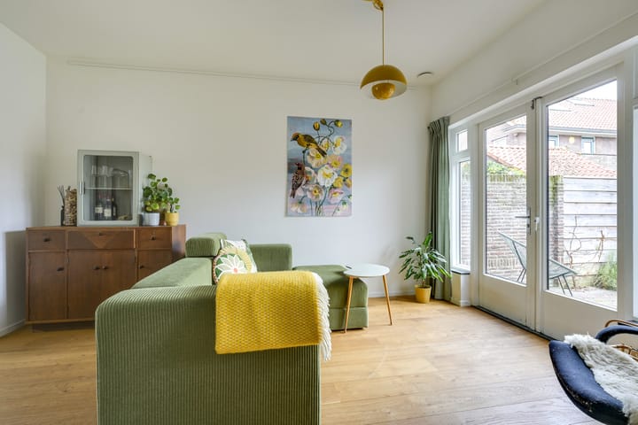 Foto 10 van Moerbeistraat 6