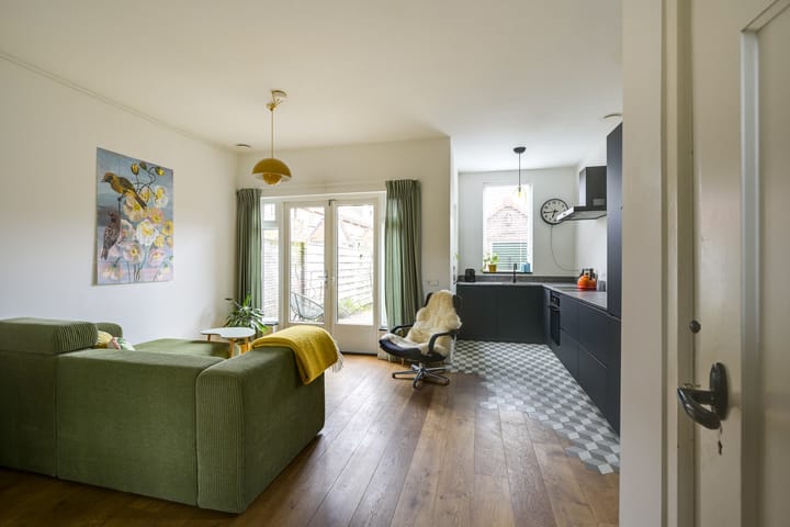 Foto 7 van Moerbeistraat 6