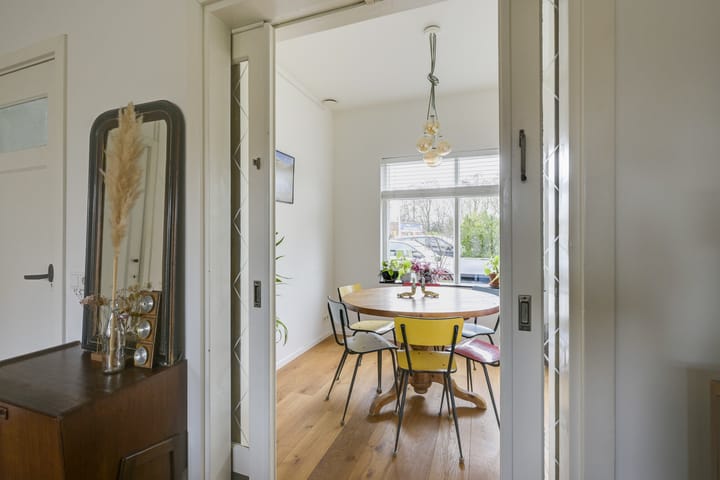 Foto 13 van Moerbeistraat 6