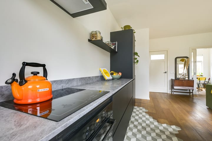 Foto 17 van Moerbeistraat 6