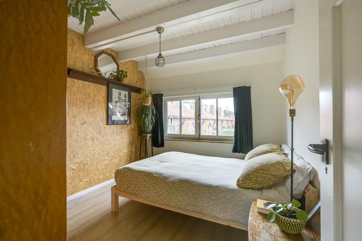 Foto 29 van Moerbeistraat 6