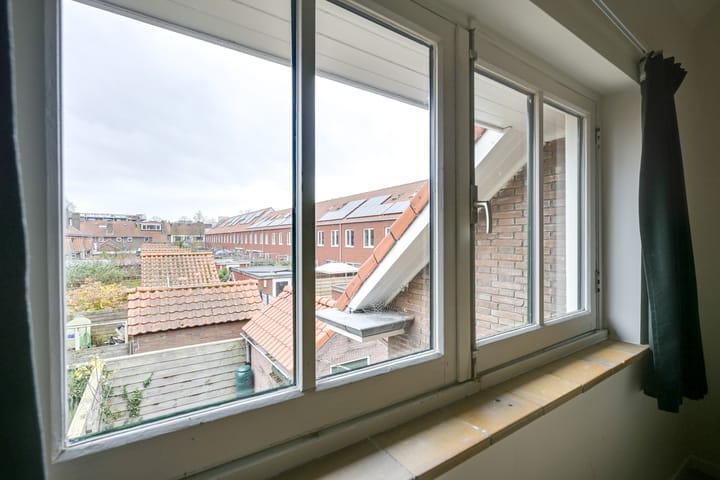 Foto 31 van Moerbeistraat 6