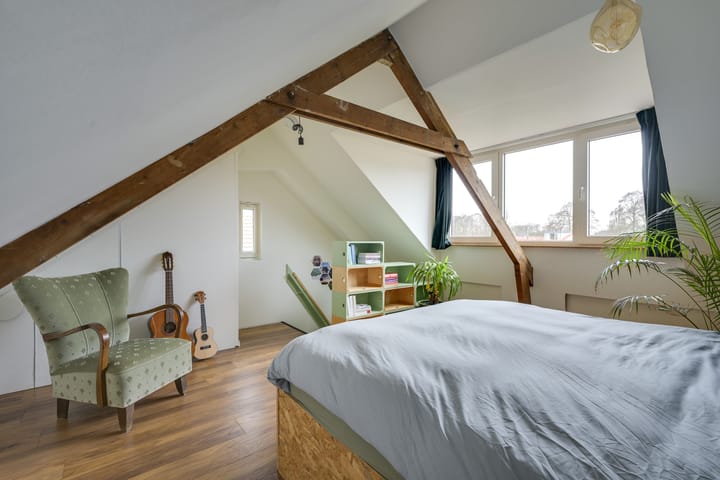 Foto 42 van Moerbeistraat 6