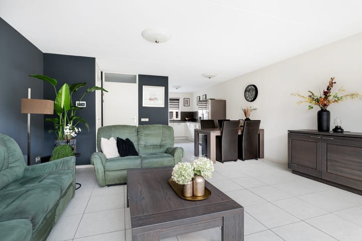 Foto 11 van Brucknerstraat 62