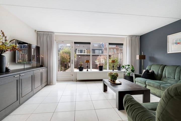 Foto 2 van Brucknerstraat 62