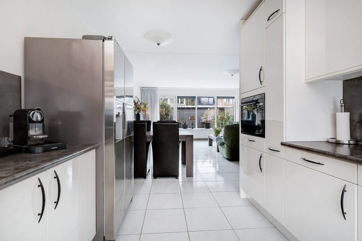 Foto 14 van Brucknerstraat 62