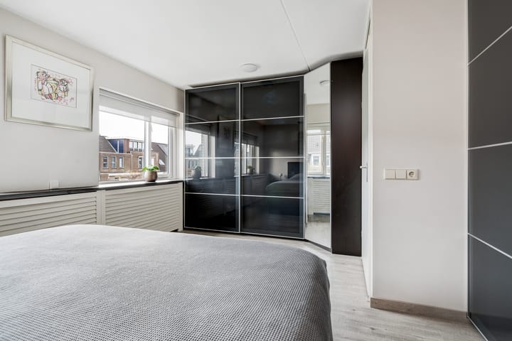 Foto 18 van Brucknerstraat 62