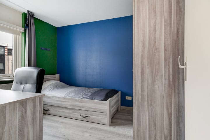 Foto 19 van Brucknerstraat 62