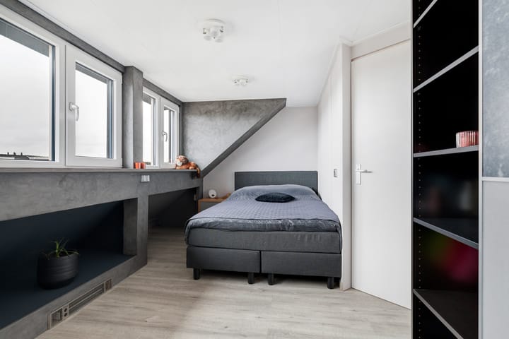 Foto 27 van Brucknerstraat 62