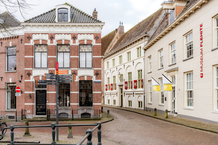 Bekijk foto 43 van Lieve Vrouwestraat 35