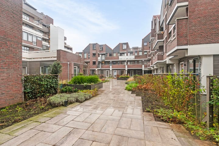 Foto 3 van Helfrichstraat 25-A