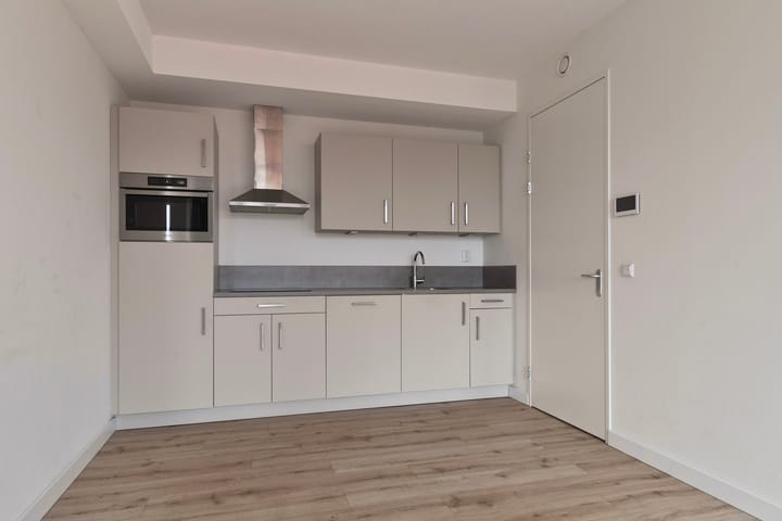 Foto 9 van Helfrichstraat 25-A