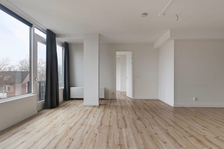 Foto 11 van Helfrichstraat 25-A