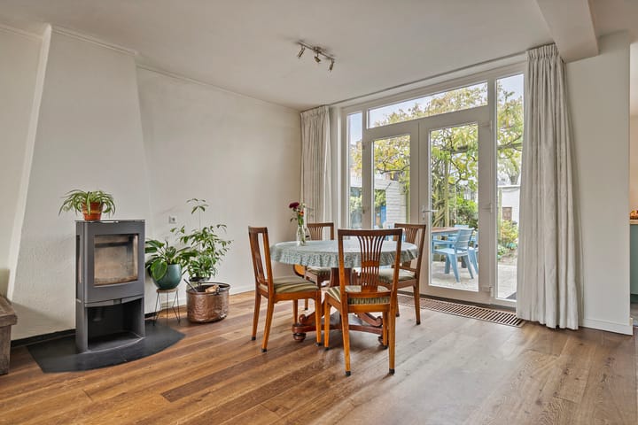 Foto 10 van Vechtstraat 2