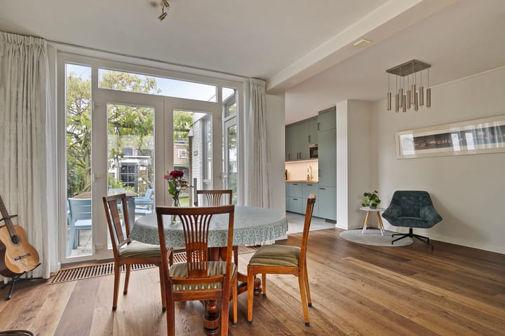 Foto 11 van Vechtstraat 2