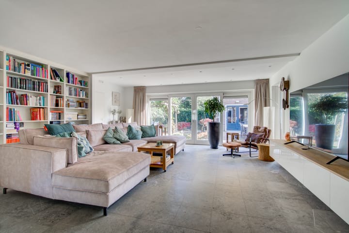 Photo 12 of Herendam 157