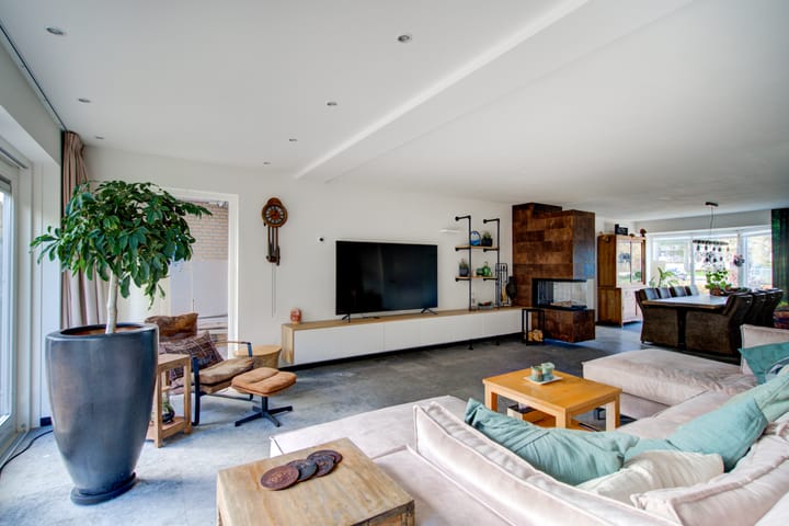 Photo 16 of Herendam 157